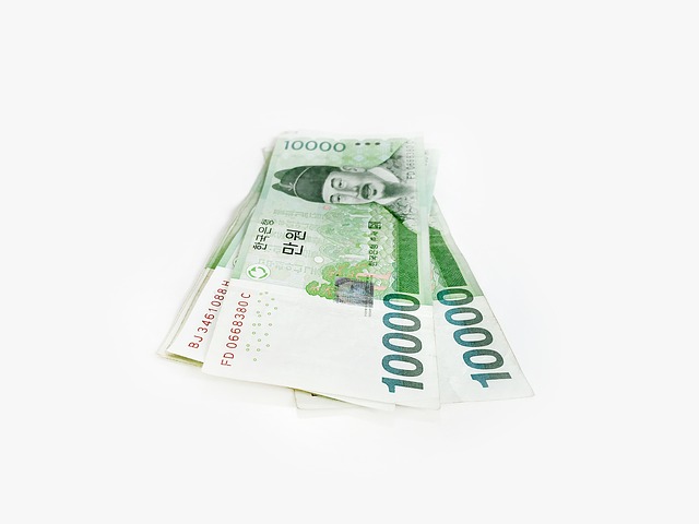 zelené asijské bankovky